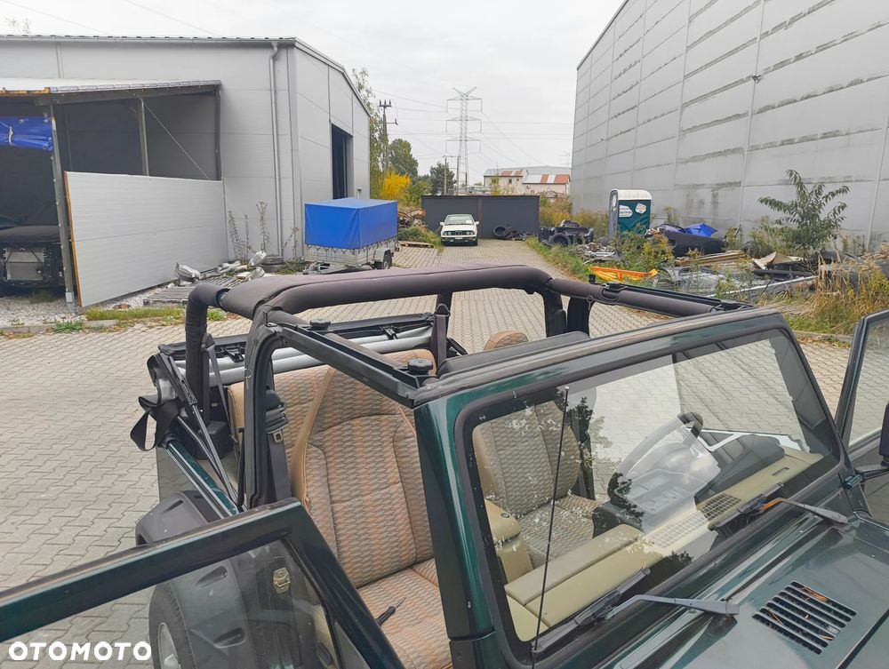 Jeep Wrangler 4.0 Sahara - 16