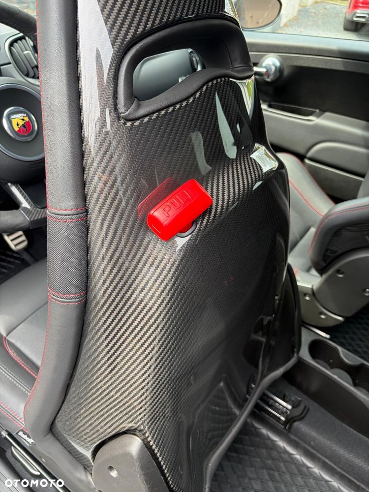 Abarth 695 1.4 T-Jet 16v MTA - 16