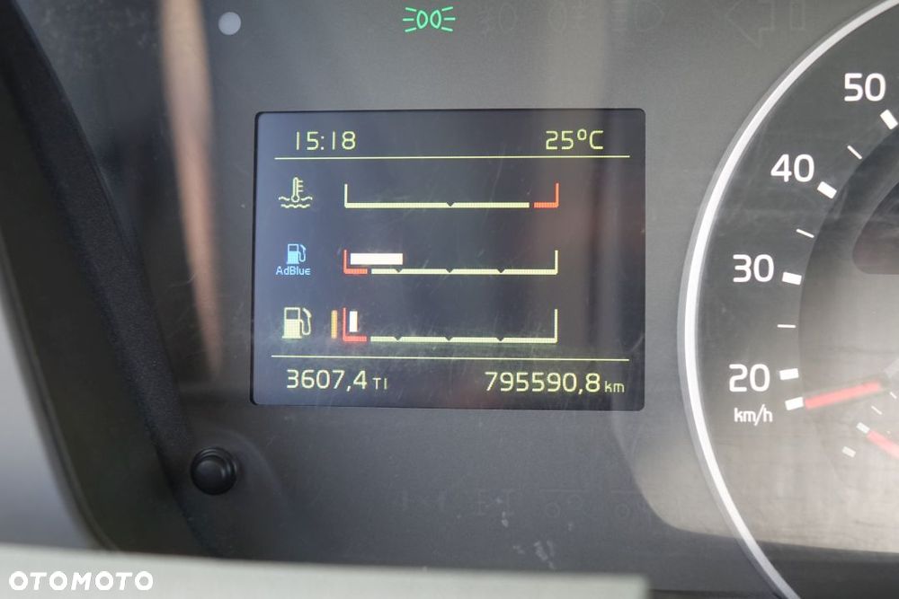 Volvo FH 500 GLOBETROTTER / EURO 6 / STANDARD / AUTOMAT / KLIMATYZACJA POSTOJOWA / LODÓWKA - 26