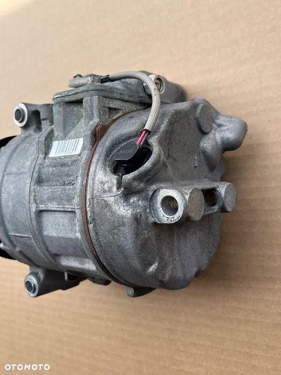 SPRĘŻARKA KLIMATYZACJI KOMPRESOR 7H0820805J VW T5 CARAVELLE DOKA MULTIVAN TRANSPORTER 2.5 TDI TOUAREG PHAETON 5.0 TDI - 6