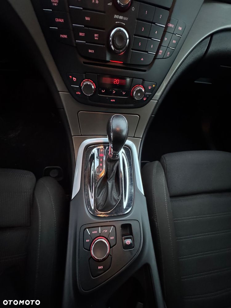 Opel Insignia 2.0 Turbo Automatik Edition - 9