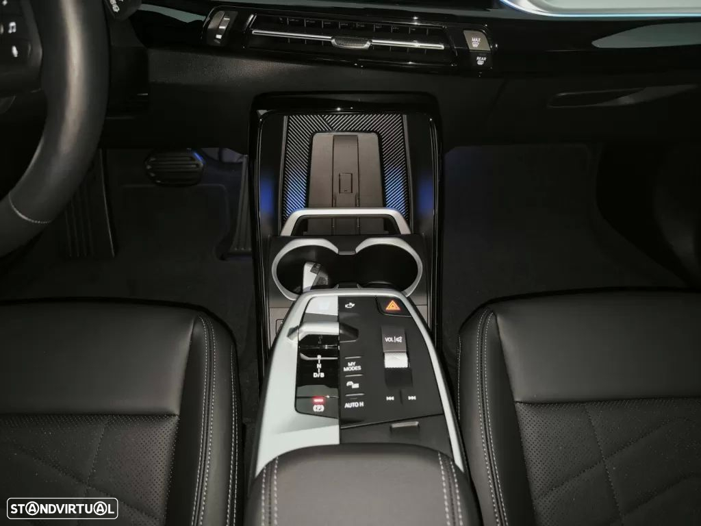 BMW iX1 eDrive20 - 59