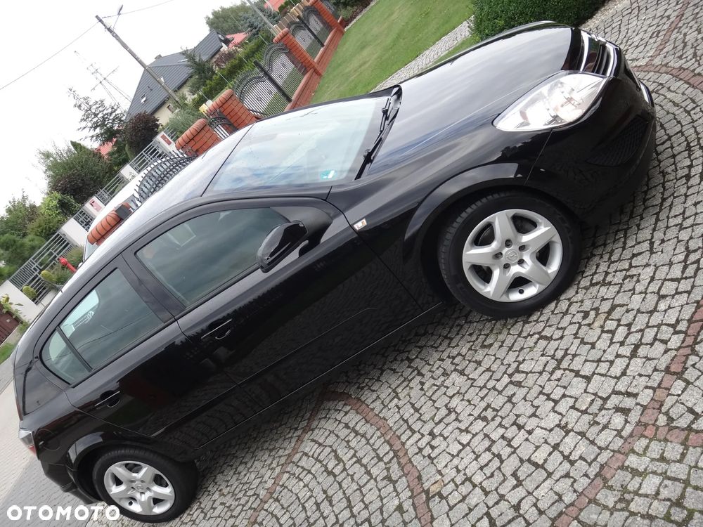 Opel Astra 1.6 Innovation - 18