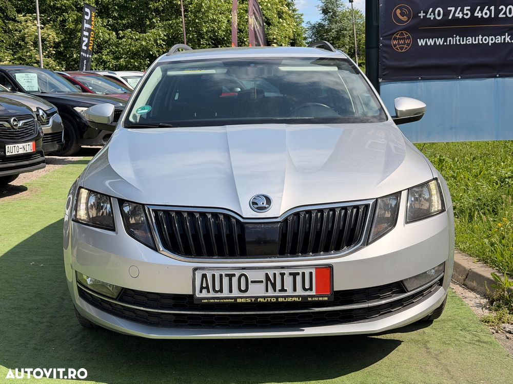 Skoda Octavia - 2