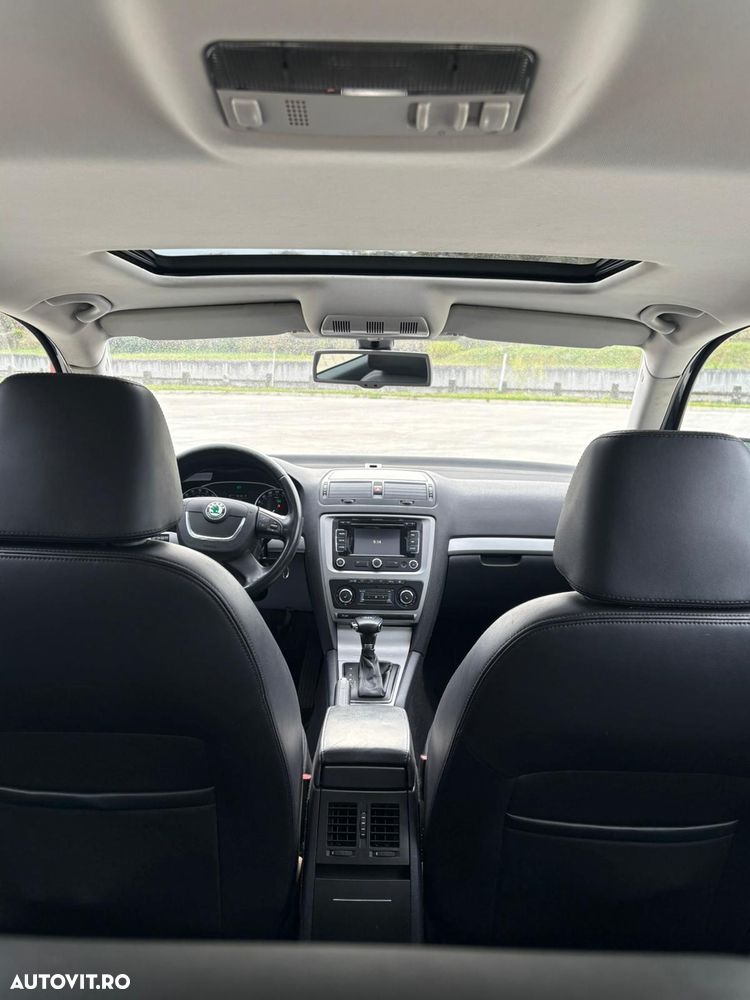 Skoda Octavia 2.0 TDI Business DSG - 22