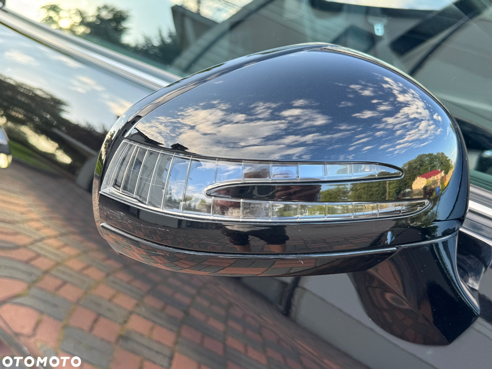 Mercedes-Benz SLK 200 CGI - 12