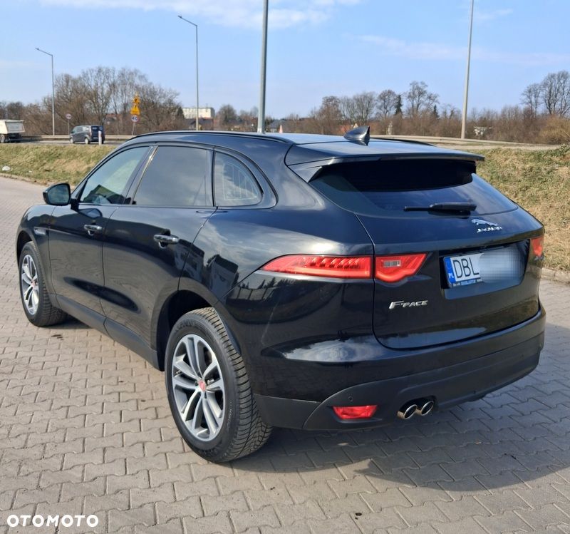 Jaguar F-Pace 2.0 i4D AWD R-Sport - 3