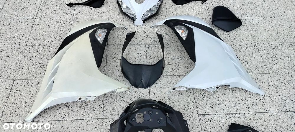 KAWASAKI NINJA 300 LAMPA REFLEKTOR CZASZA OWIEWKA WYPEŁNIENIE OGON LUSTERKO - 5