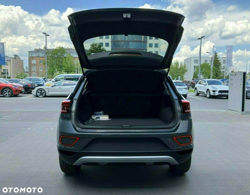Volkswagen T-Roc - 9