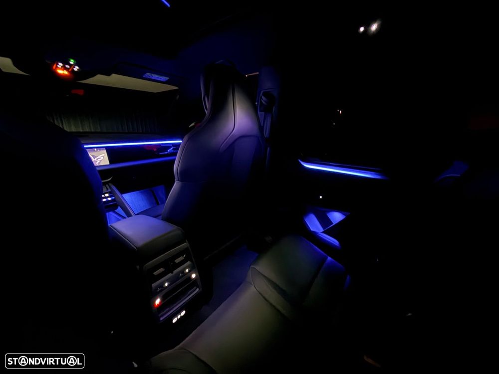 Porsche Macan Electric 4 - 58