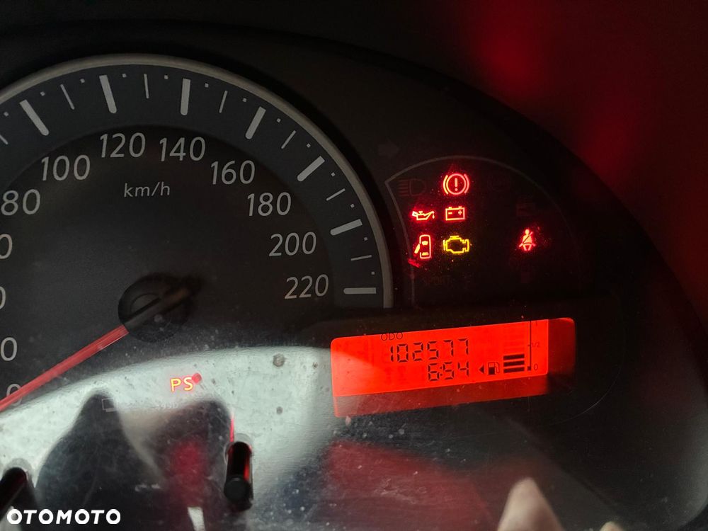 Nissan Micra 1.2 Visia - 6