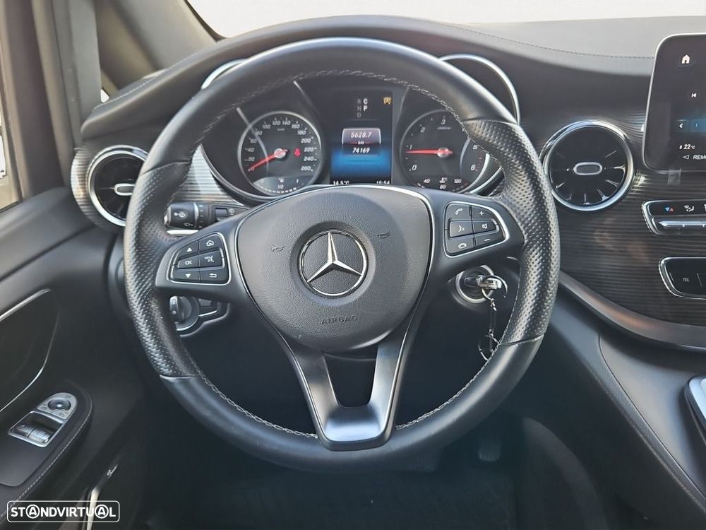 Mercedes-Benz V 300 d Longo Avantgarde - 11