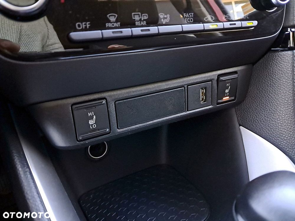 Toyota Yaris Hybrid 1.5 Comfort - 20