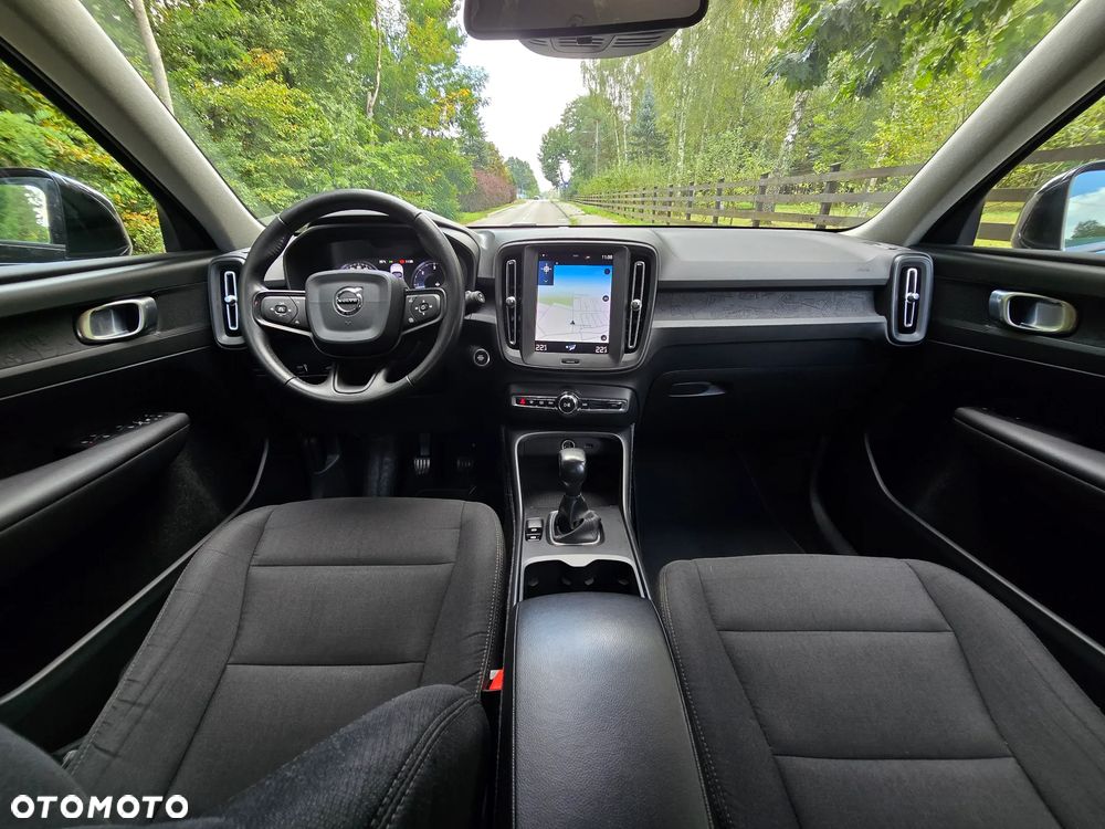 Volvo XC 40 D3 AWD Momentum Pro - 7