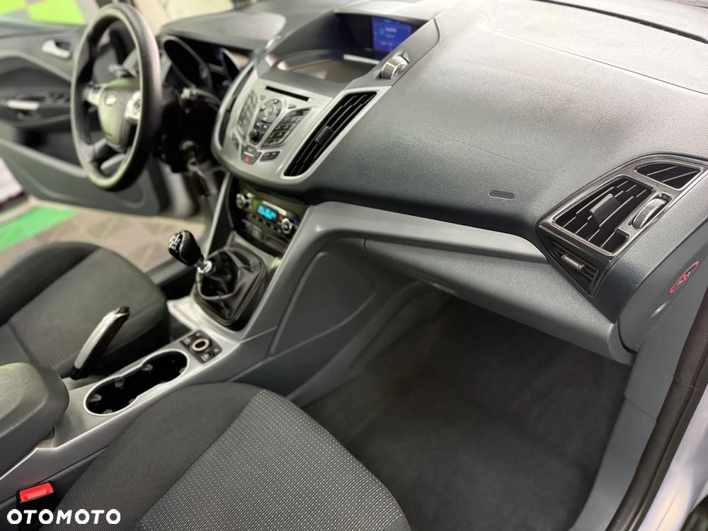 Ford Grand C-MAX - 10