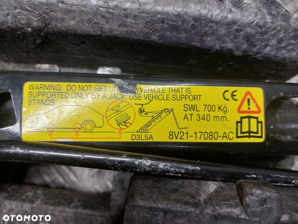 ORGANIZER WKŁAD BAGAŻNIKA + ZAPAS 4x108 175/65R14 FORD FIESTA 8V21-17080-AC - 3