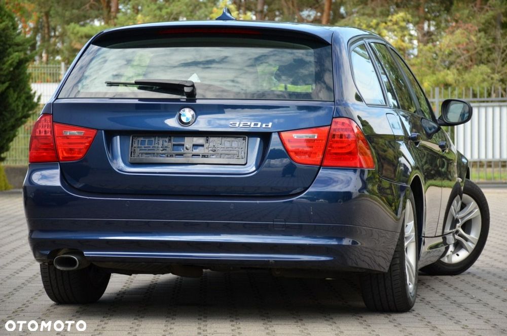 BMW Seria 3 - 16