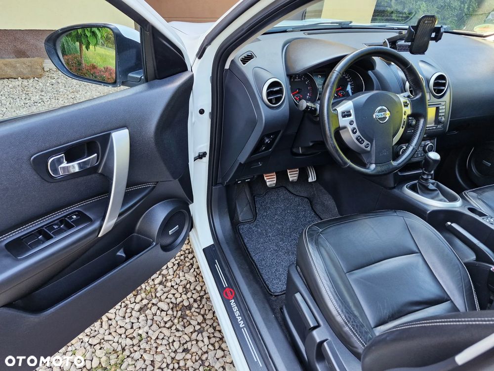 Nissan Qashqai+2 2.0 tekna - 23