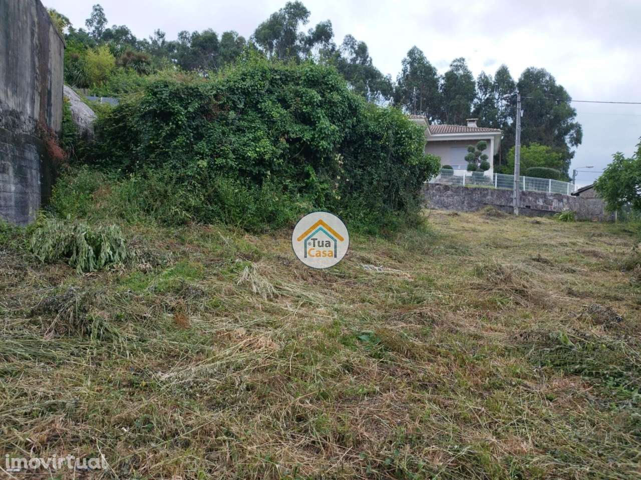 Venda de Moradia (em estado de ruína) em Jesufrei, Famalicão, com a ár - Grande imagem: 2/20