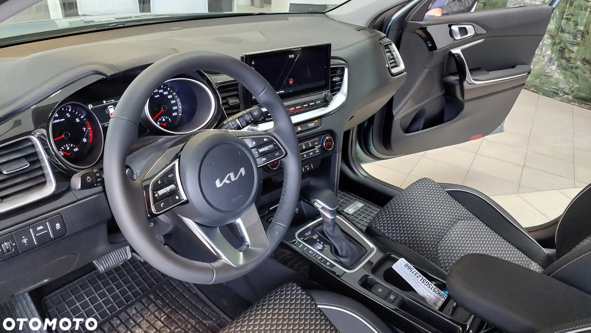 Kia Ceed - 22