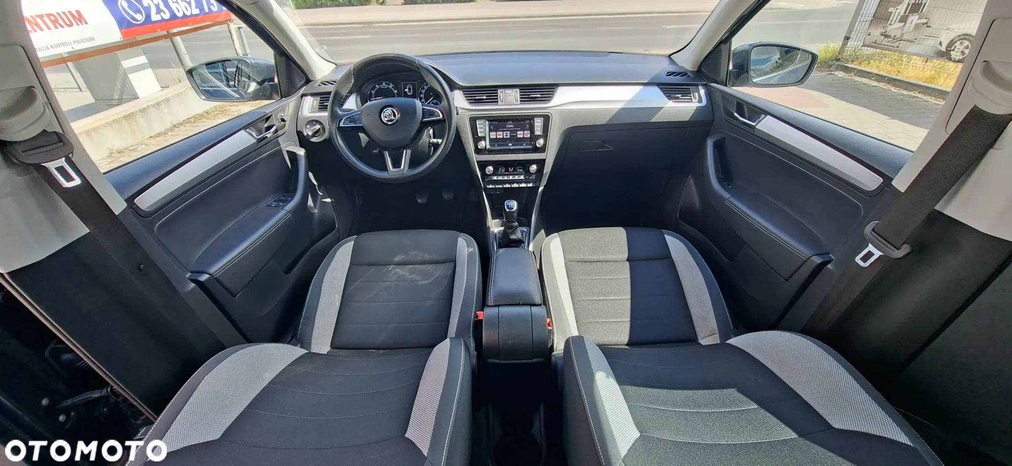 Skoda RAPID 1.0 TSI Monte Carlo - 10