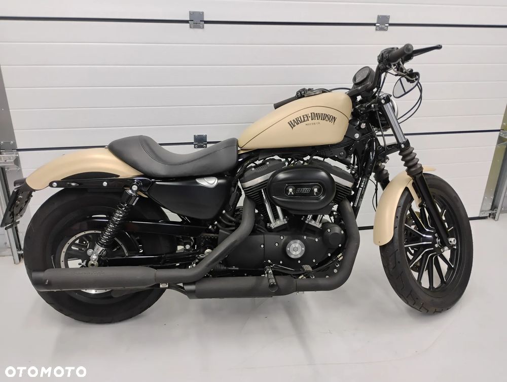 Harley-Davidson Sportster Iron 883 - 10