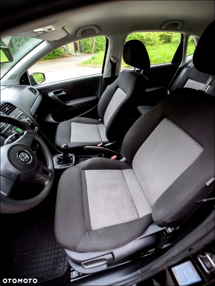 Volkswagen Polo - 17