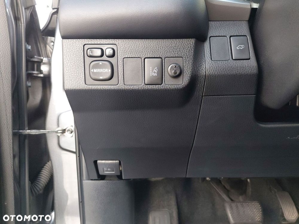 Toyota RAV4 Hybrid Premium 4x4 - 21