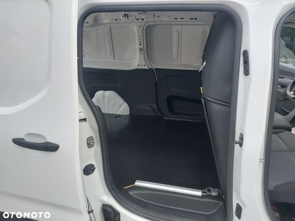Opel Combo Life XL 1.5 CDTI Enjoy S&S - 27