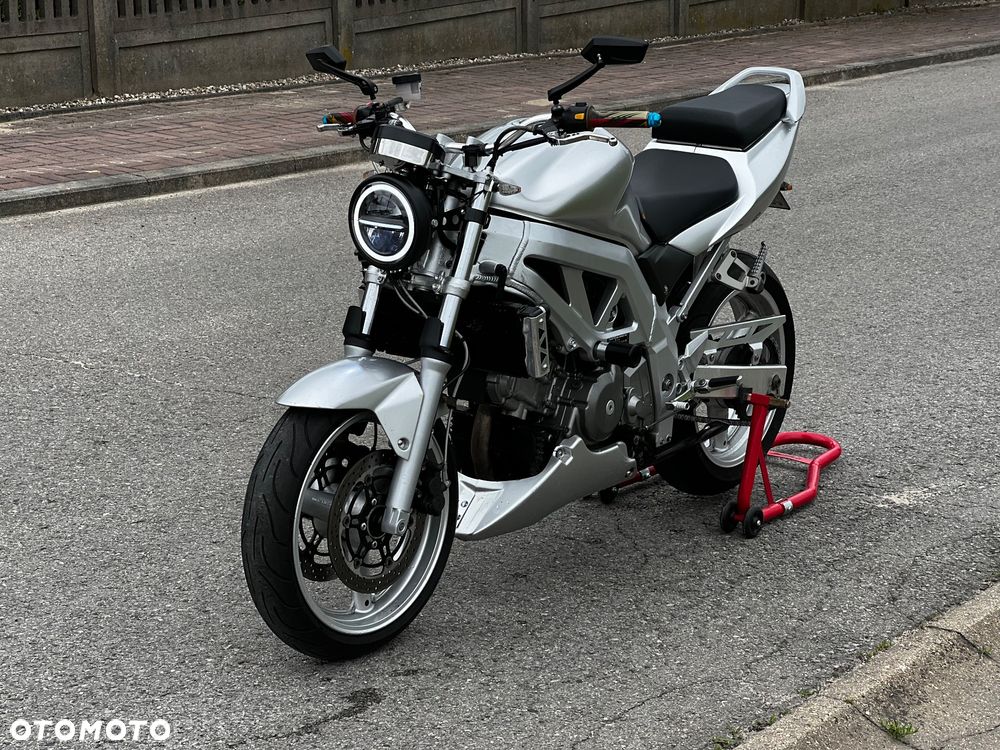 Suzuki SV - 4