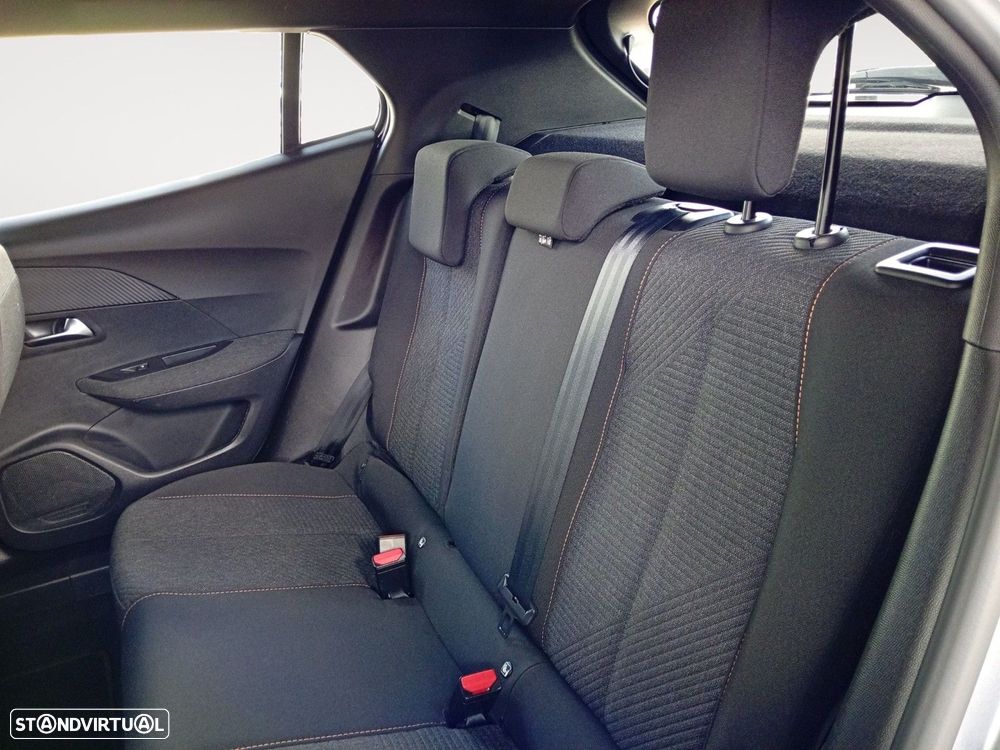 Peugeot 2008 1.2 PureTech Style - 13