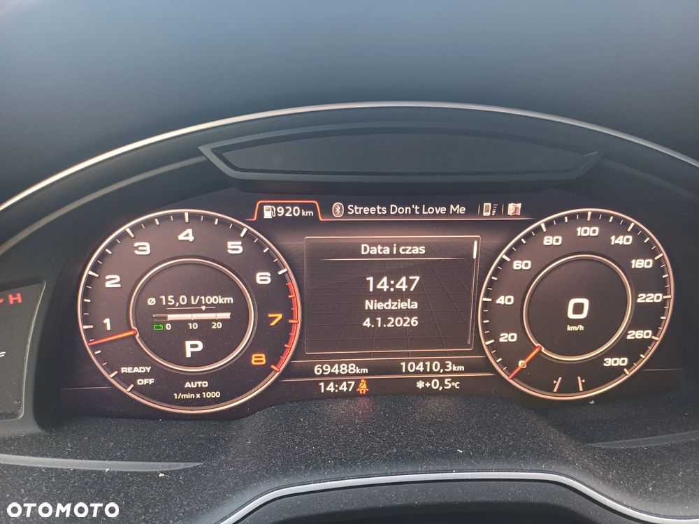 Audi Q7 - 10