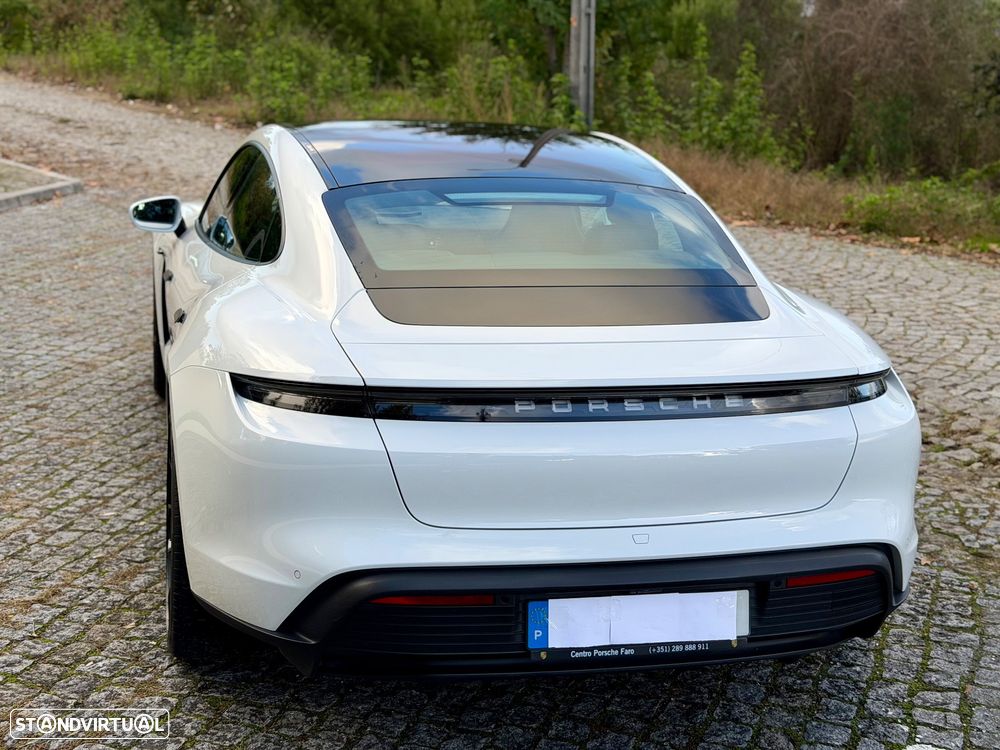 Porsche Taycan Standard - 3