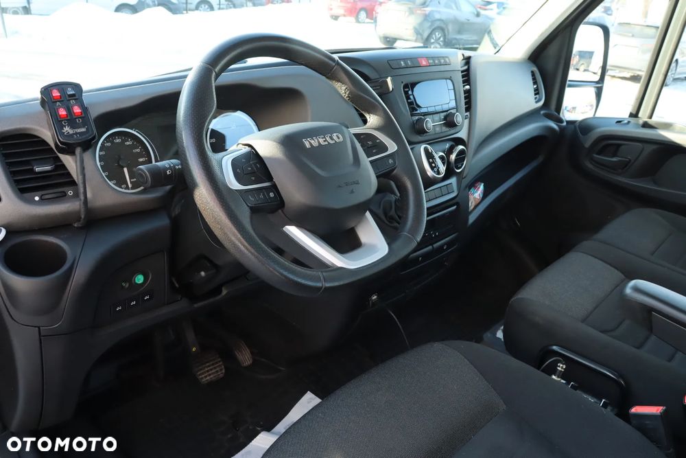 Iveco DAILY 35S18 - 12
