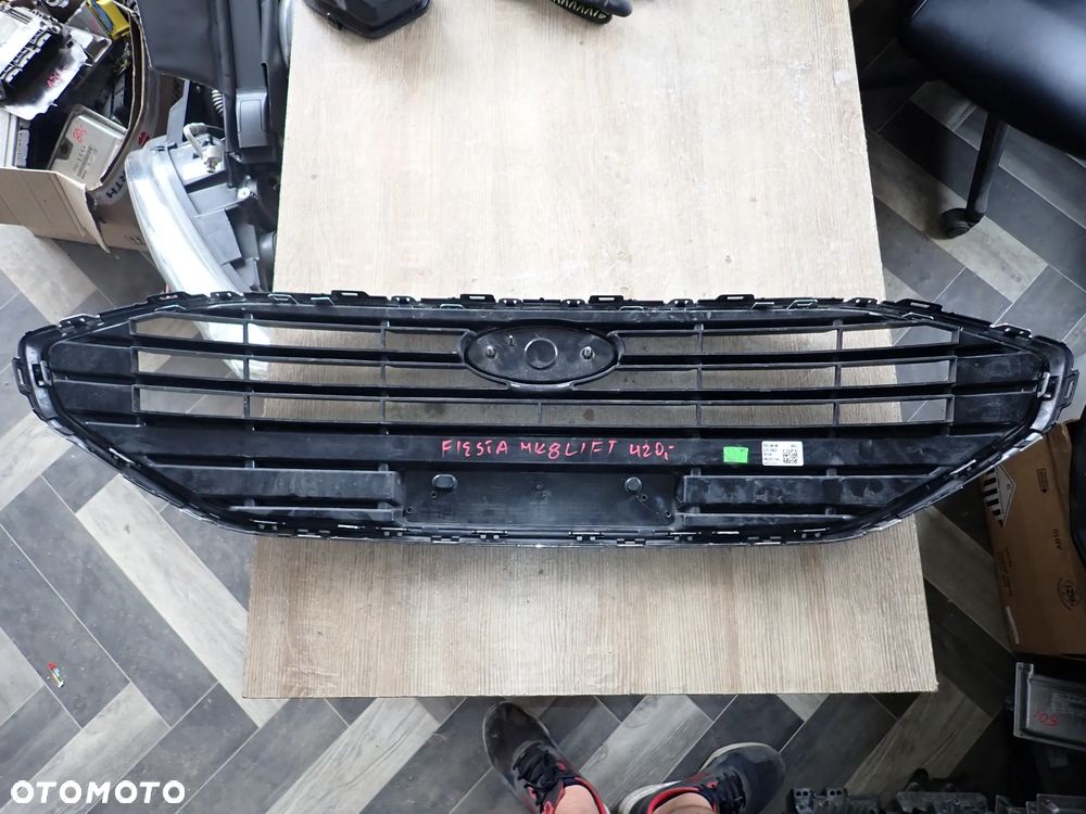 FORD FIESTA MK8 LIFT GRILL ATRAPA NX7B-8200-A - 5