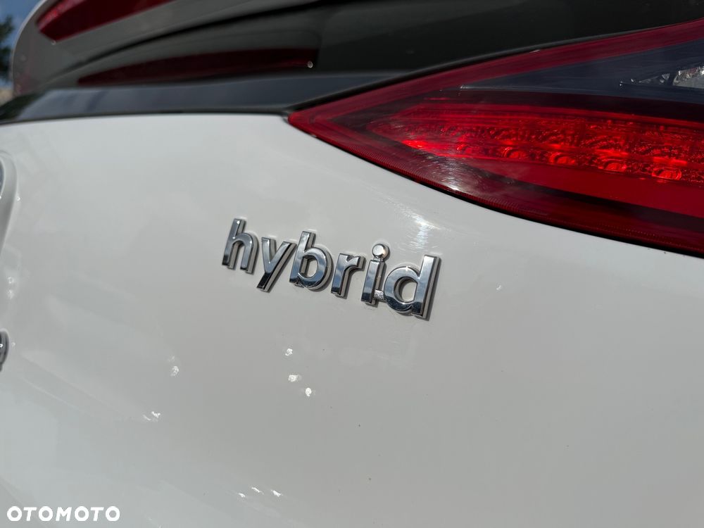 Hyundai IONIQ 1.6 GDI Premium - 36