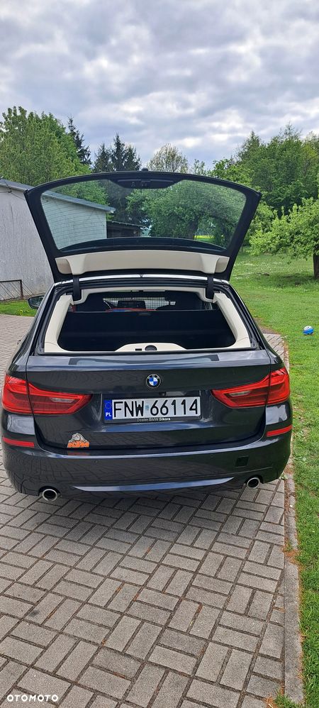 BMW Seria 5 520d Luxury Line - 8