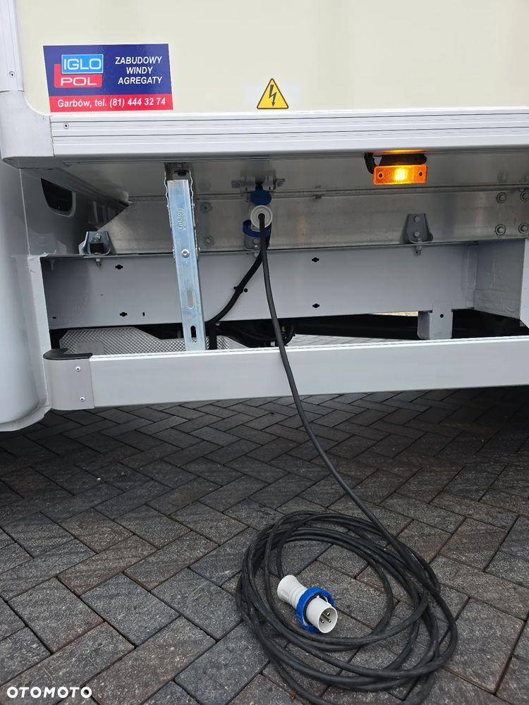 Renault MASTER IGLOPOL -30*C +25*C Carrier XARIOS 350 Podłączenie Stacjonarne 230 V ŁADOWNOŚĆ 840Kg WZMOCNIONE TYLNE ZWIESZENIE TEMPOMAT KLIMA HALOGENY KAMERA COFANIA SALON PL STAN JAK NOWY - 18