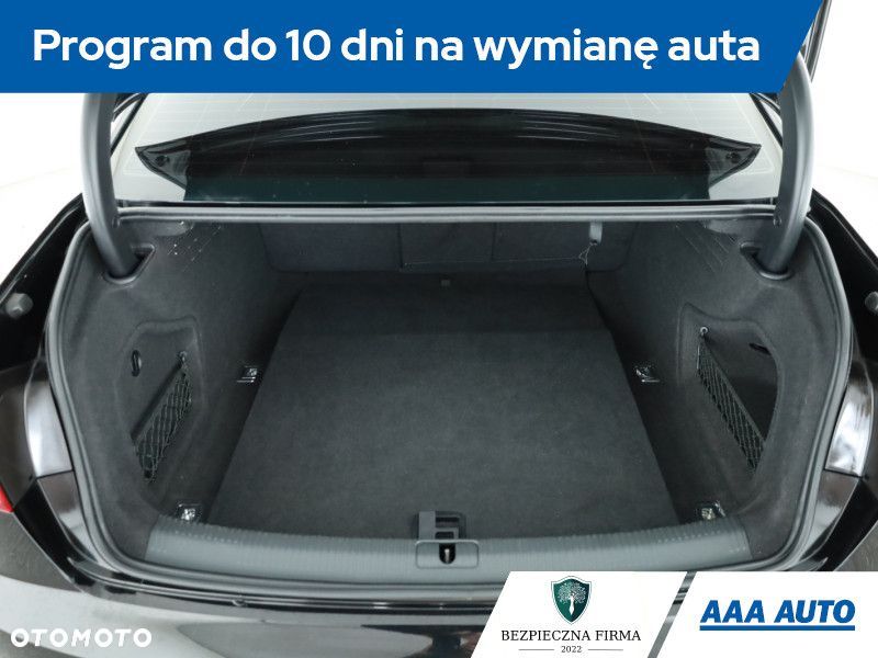 Audi A4 Limousine - 20