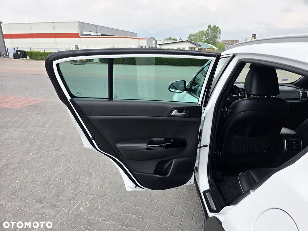 Kia Sportage 1.6 T-GDI 2WD VISION - 9