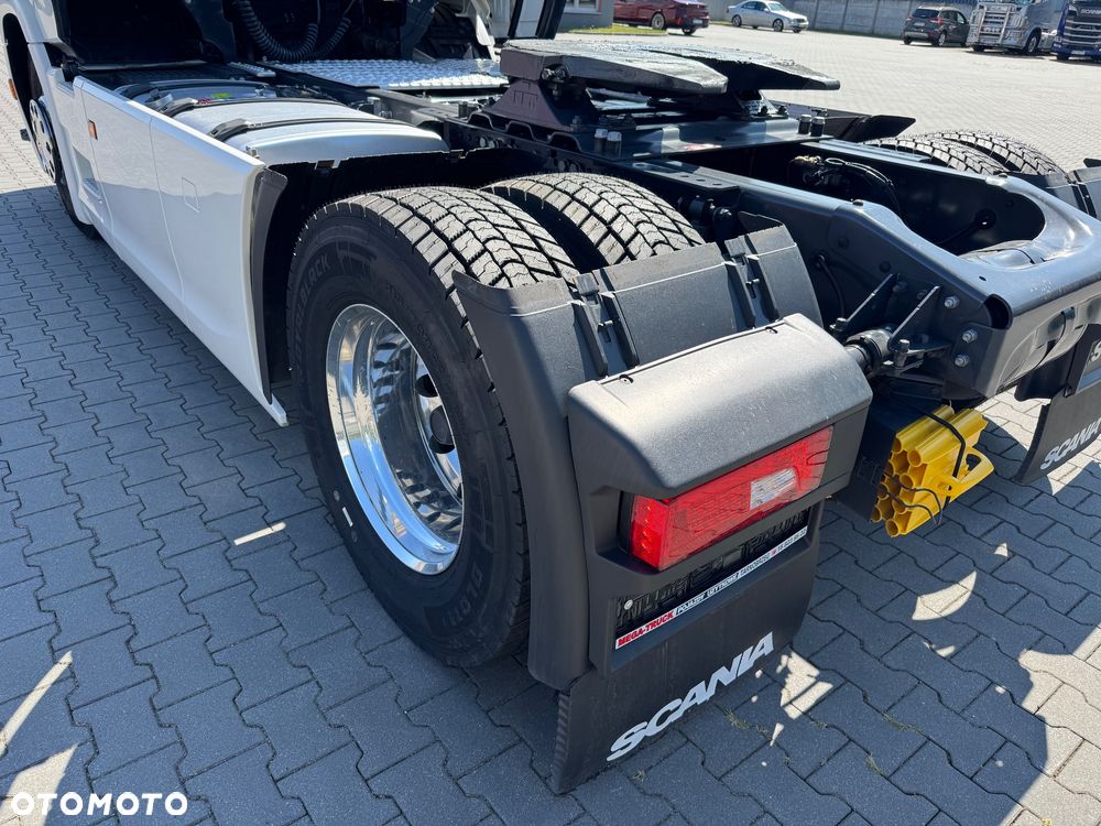 Scania R 450 ŁADNA I BOGATA 4 PODUSZKI - 10