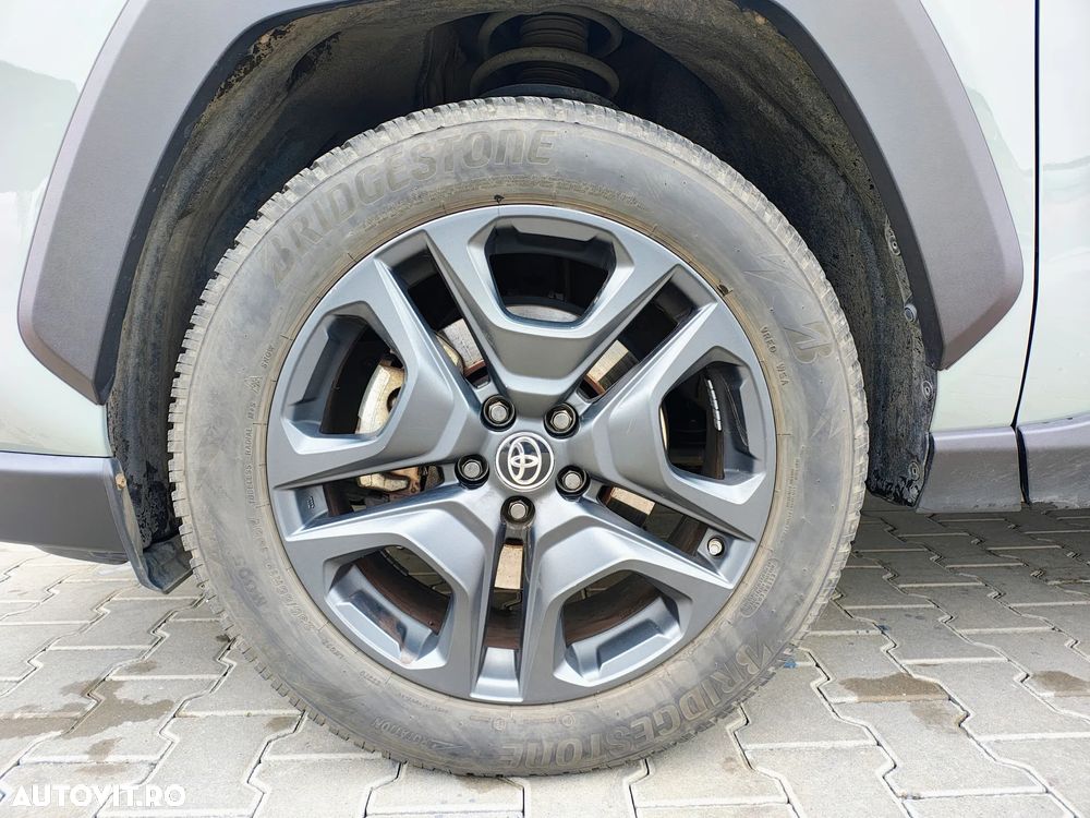 Toyota RAV4 2.5 Hybrid VVT-iE 4x4 Luxury Premium - 4