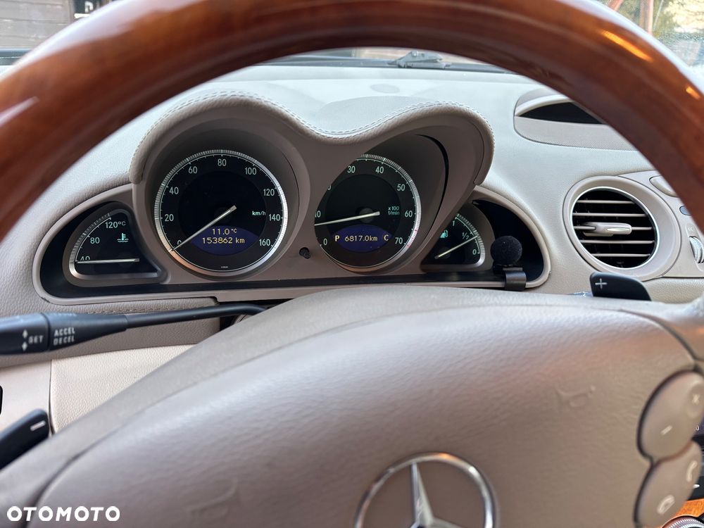 Mercedes-Benz SL - 12