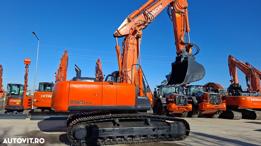 Hitachi ZX290LCN, 30 tone, 2014, 9.152h, latime 2,99m, 3 brate excavare, inst picon, inst rotire, gresare automata, Cupla rapida hidr, cupa 1,8mc, senile 80% ok, ad sapare 7m, bolt diam 90mm, 3 pompe hidr HITACHI, STARE BUNA-PROMOTIE 66.900 EUR+Tva - 33