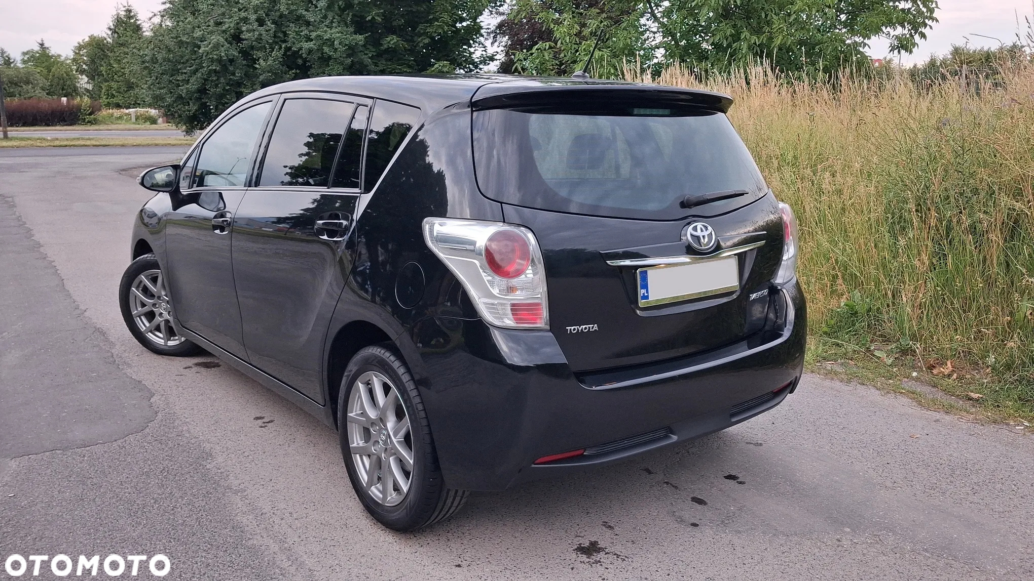 Toyota Verso - 5