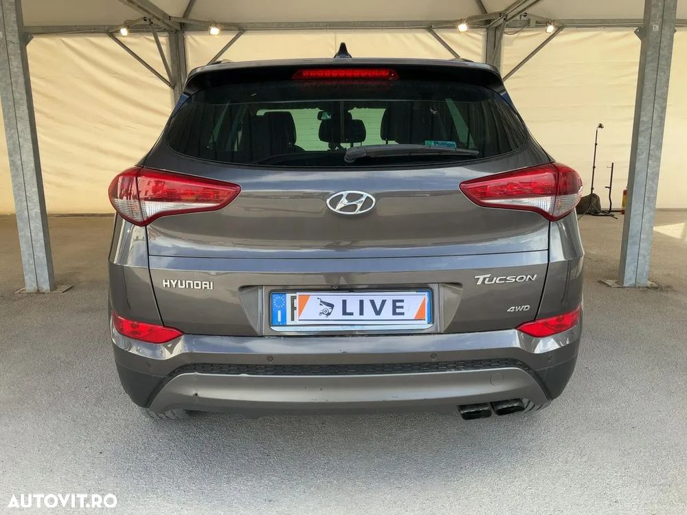 Hyundai Tucson 2.0 CRDI 4WD Automatik Style - 2