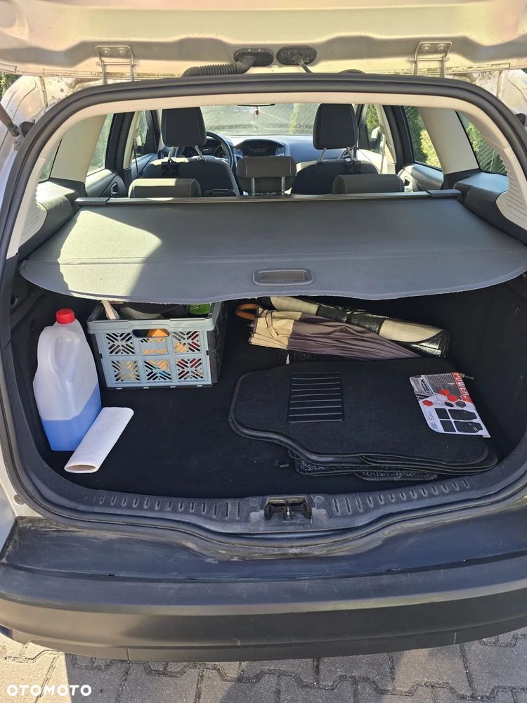 Ford Focus 1.6 TDCi Edition - 11