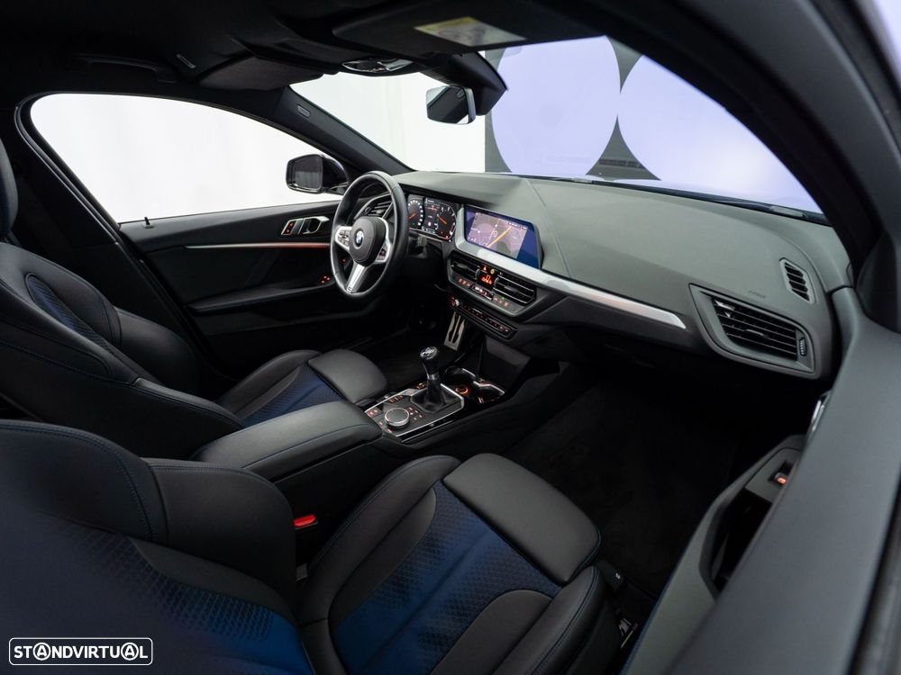 BMW 116 d Pack Desportivo M - 37