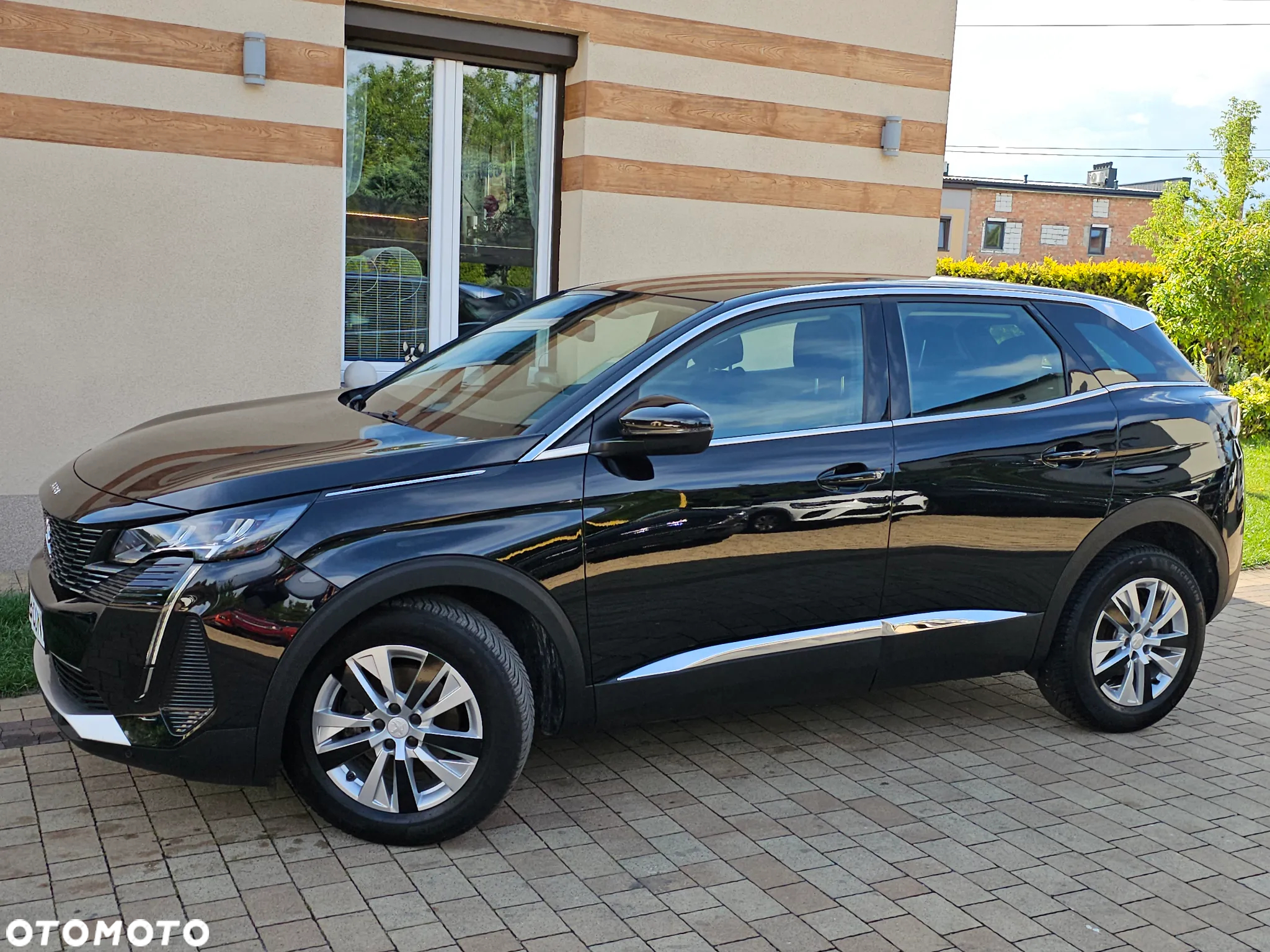 Peugeot 3008 1.5 BlueHDi Allure S&S - 5