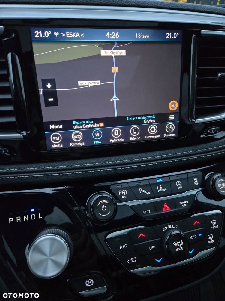 Chrysler Pacifica - 19